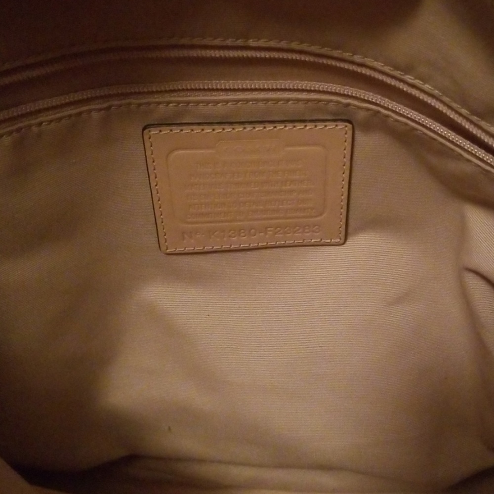 Coach purse - Picture 2 of 2